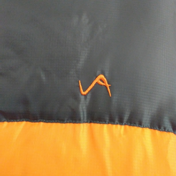 Vertical '9 Bright Puffer Vest - Picture 2 of 10